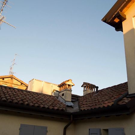 Casa Viola, Deliziosa Mansarda In Centro Storico Apartamento Modena Exterior foto