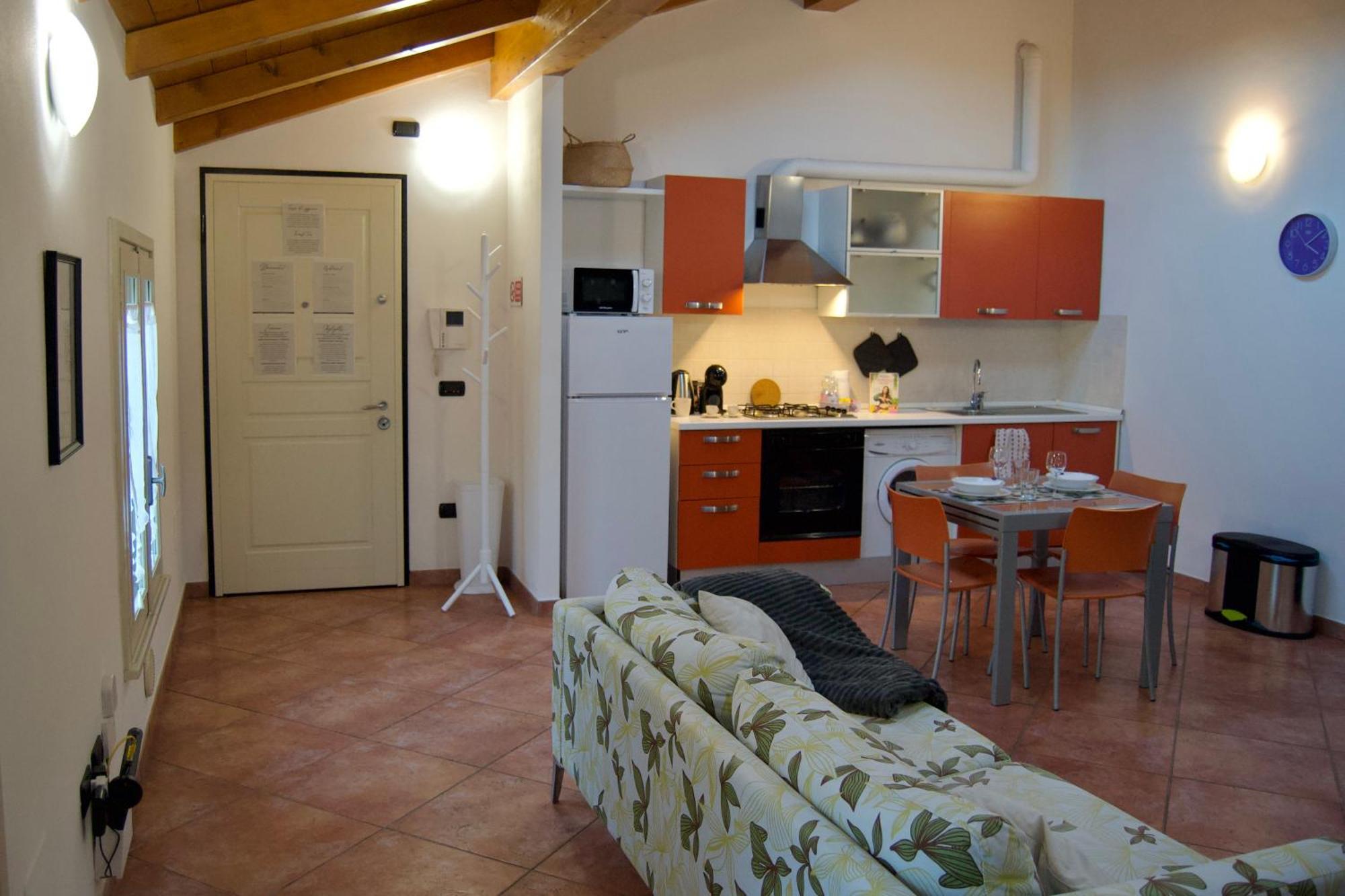 Casa Viola, Deliziosa Mansarda In Centro Storico Apartamento Modena Exterior foto